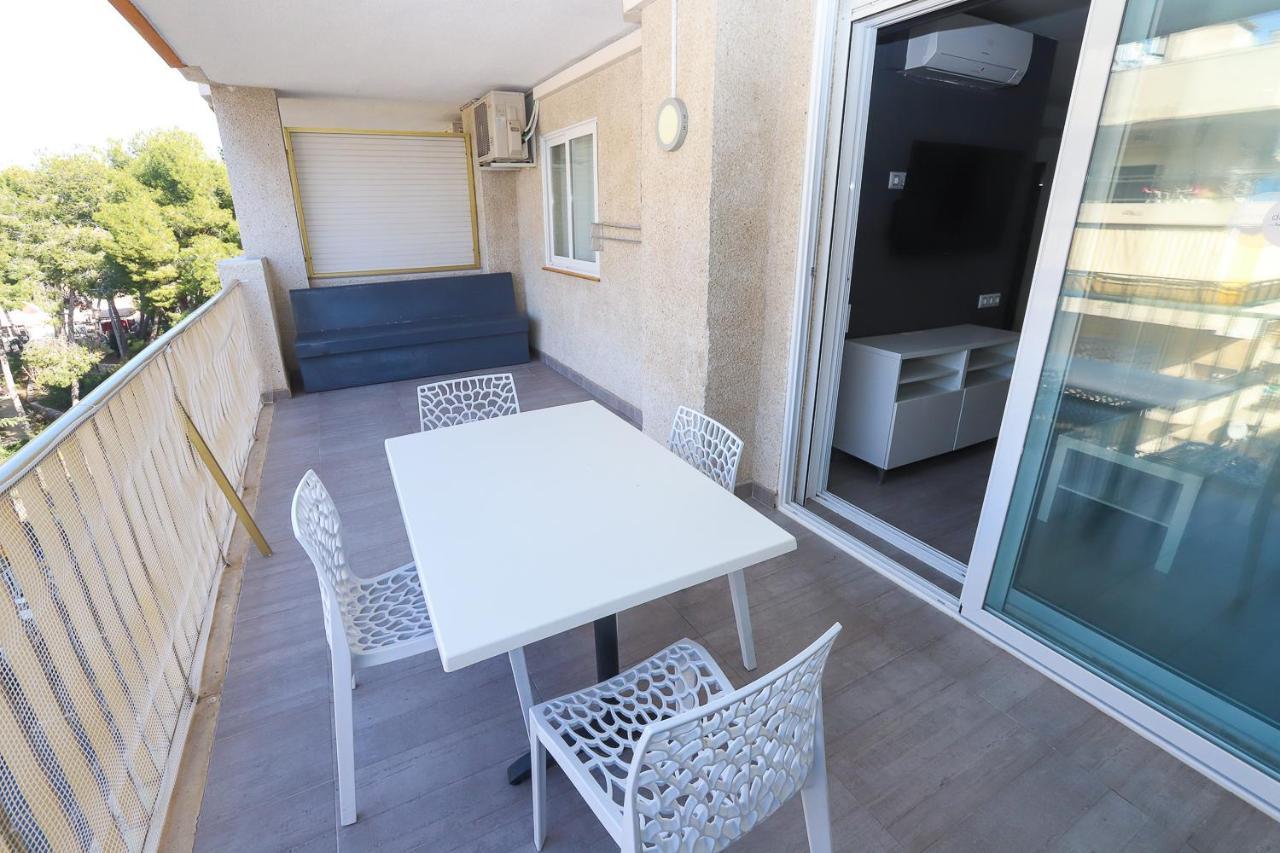 Differentflats Grd Διαμέρισμα Σαλού Εξωτερικό φωτογραφία